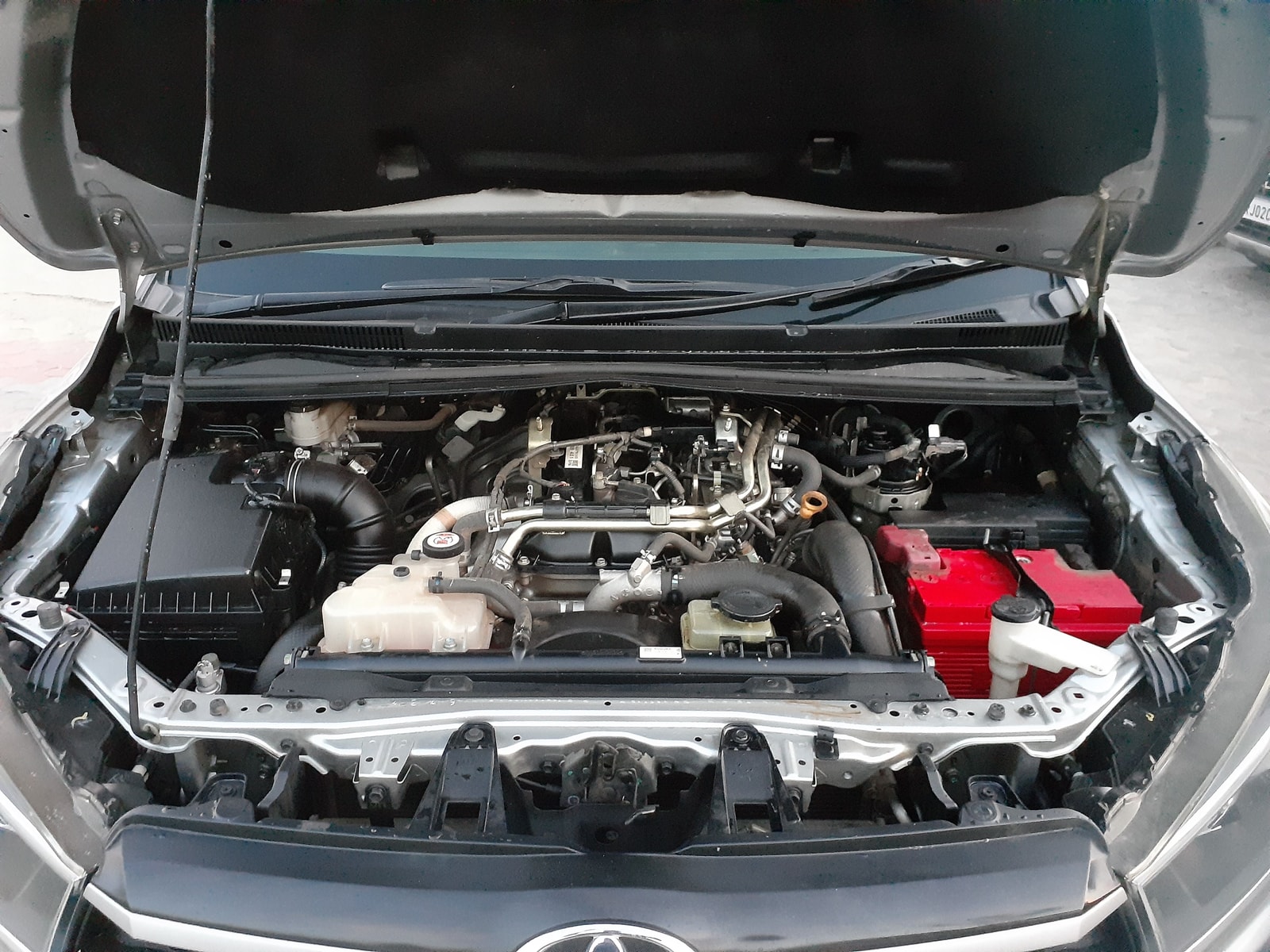 Innova Crysta image 10 Innova Crysta image 10