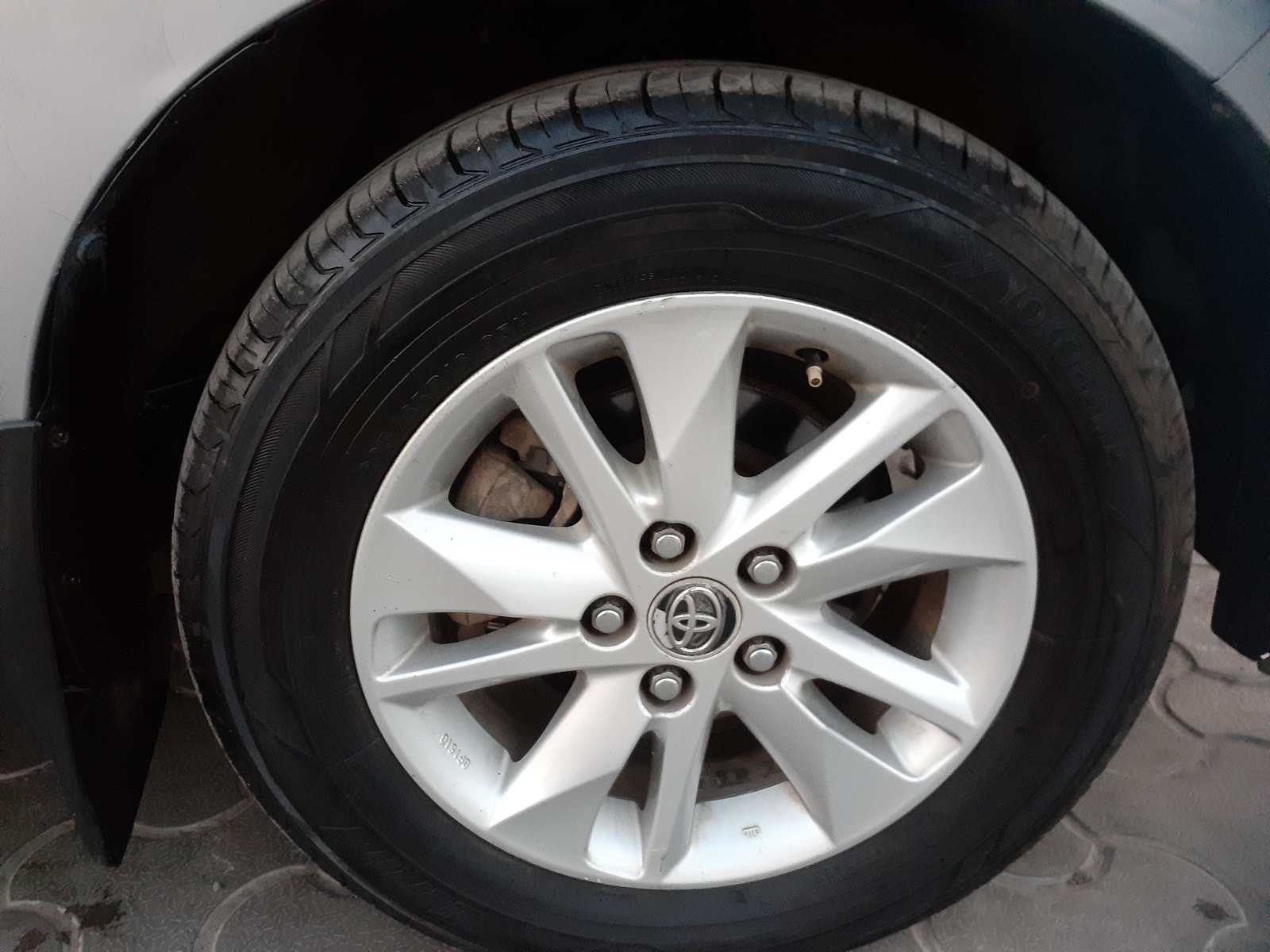 Innova Crysta image 9 Innova Crysta image 9