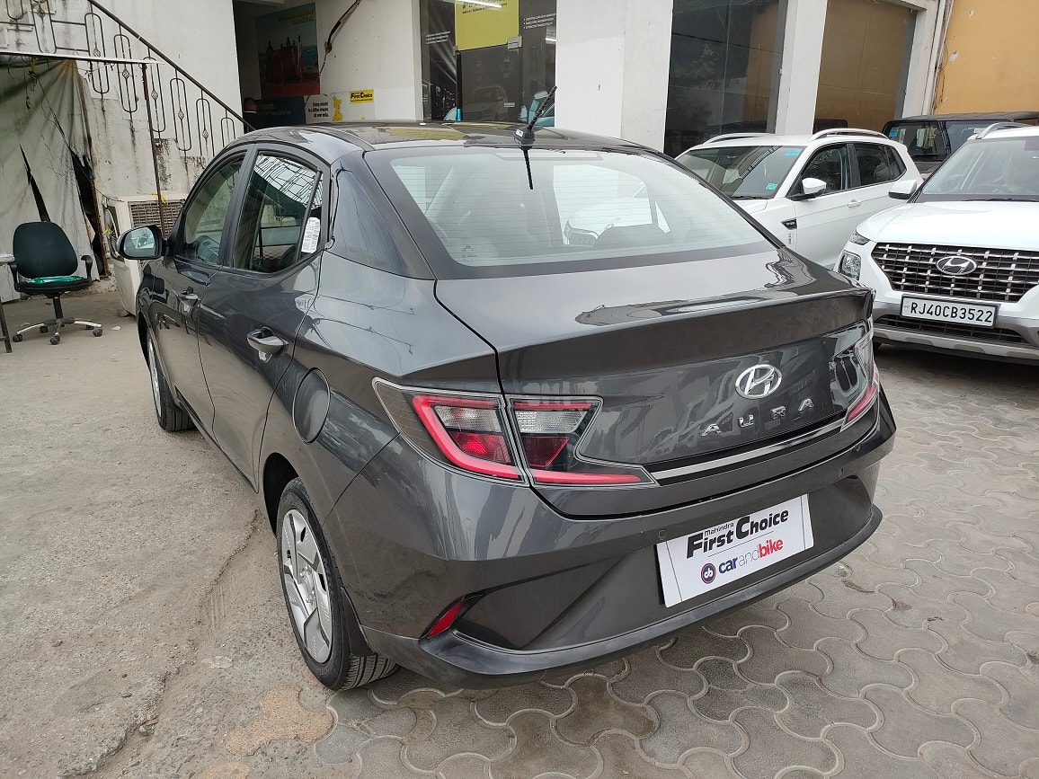 Aura image 3 Aura image 3