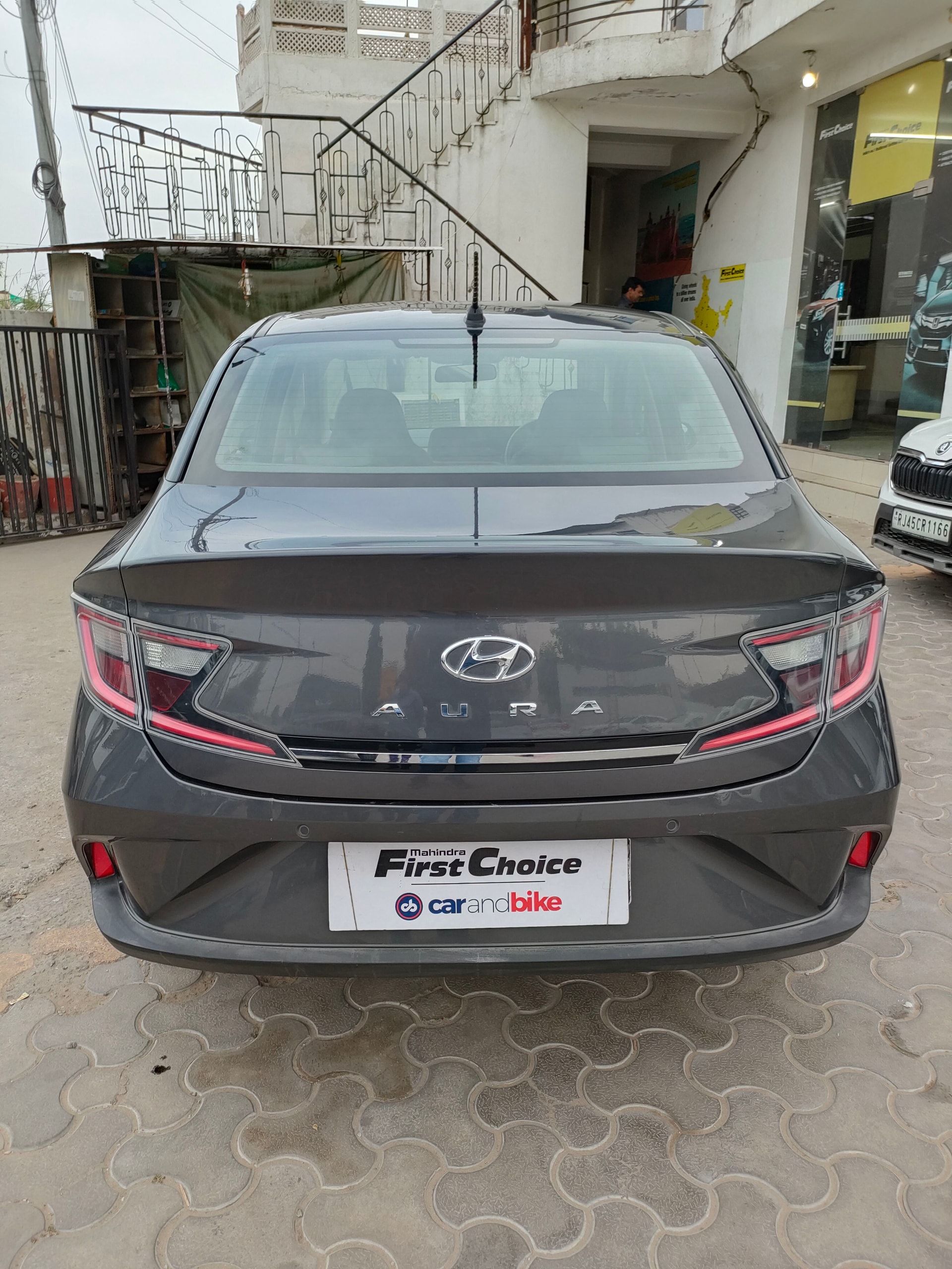 Aura image 4 Aura image 4