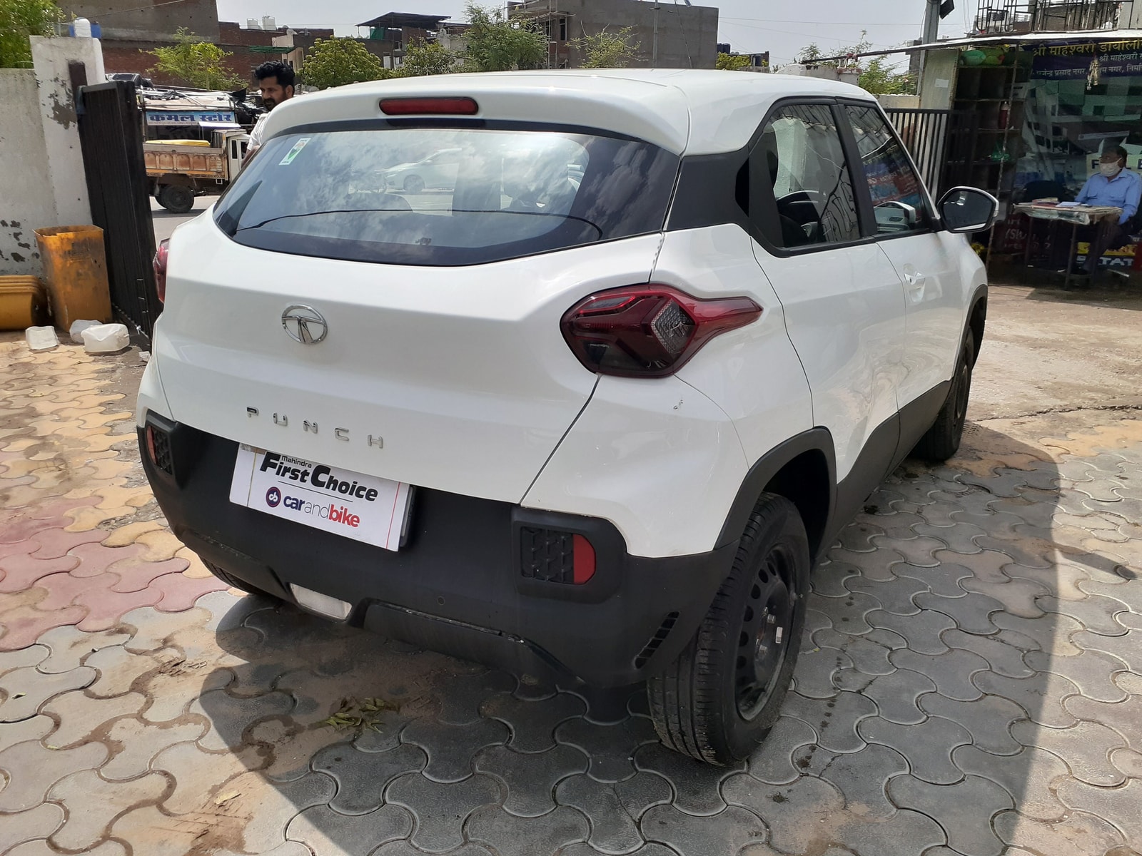 Punch image 9 Punch image 9