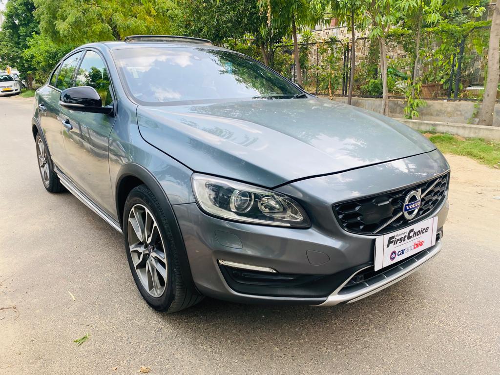 Used 2017 Volvo S60 Cross Country