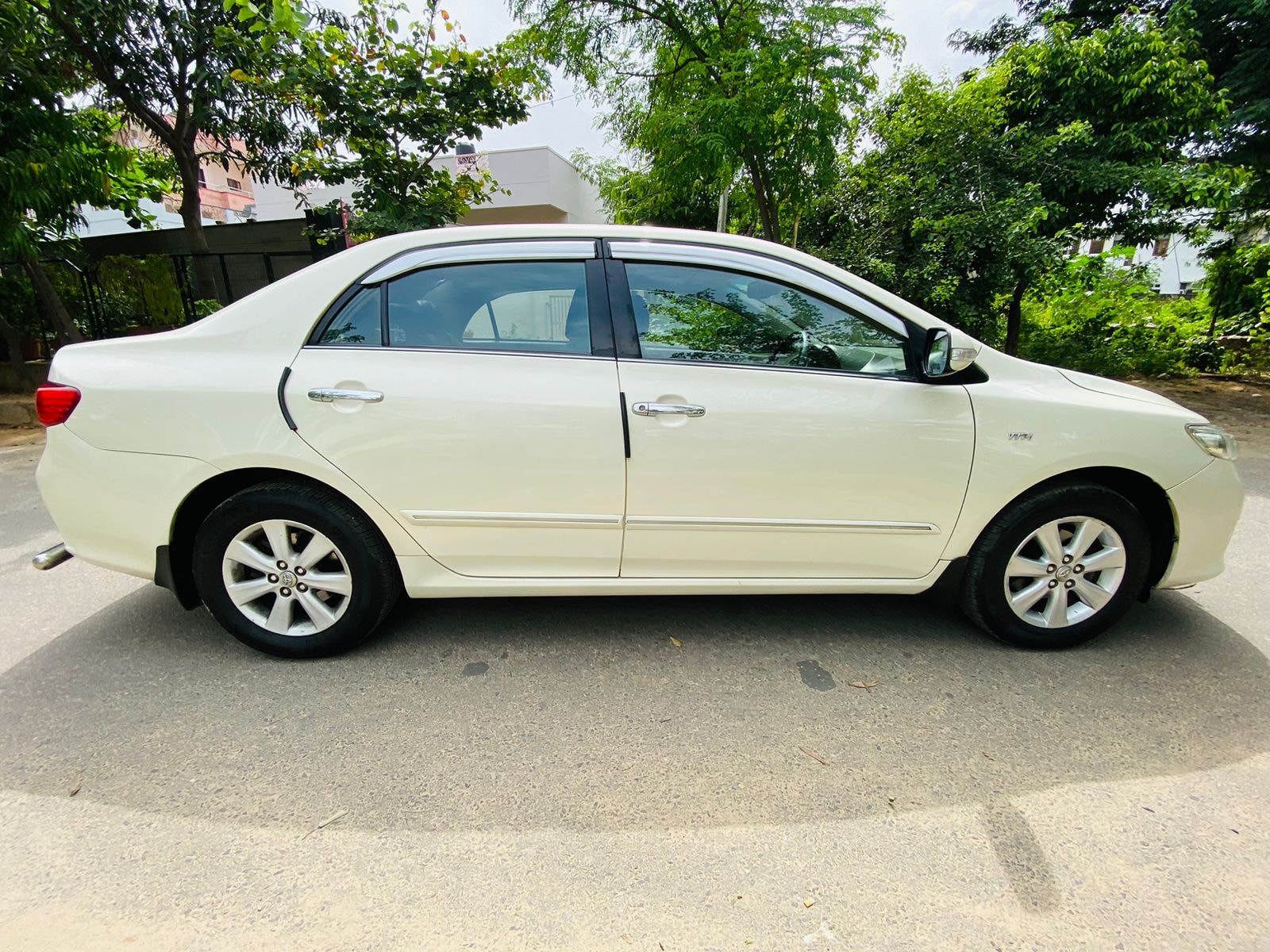 Corolla Altis image 6 Corolla Altis image 6