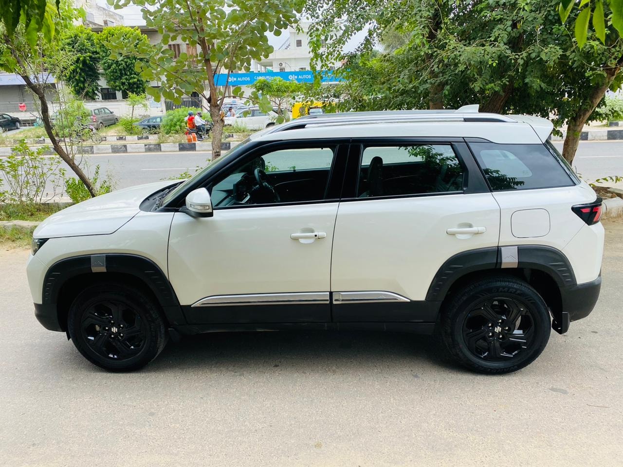 Brezza image 2 Brezza image 2