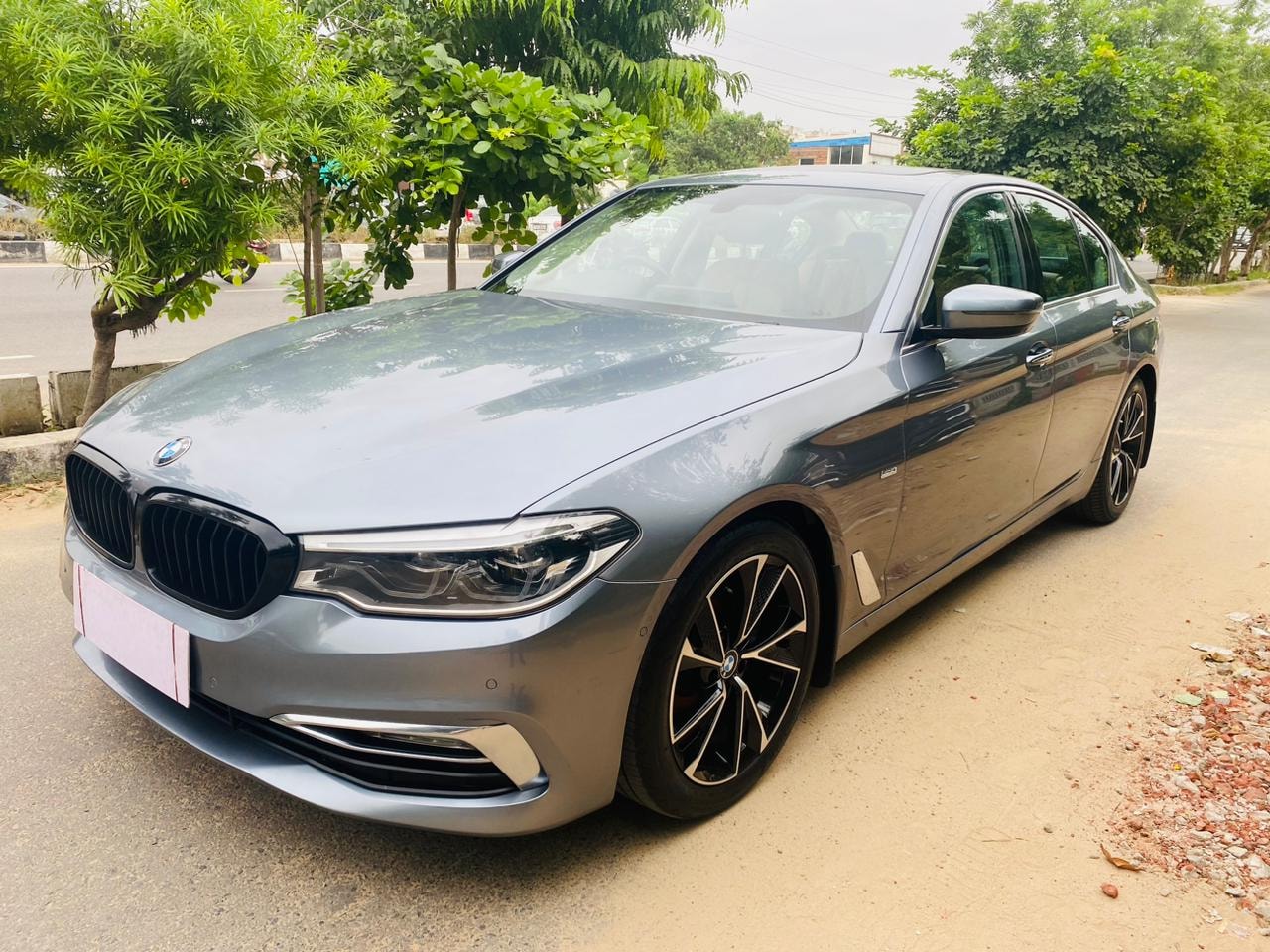 5 Series image 1 5 Series image 1