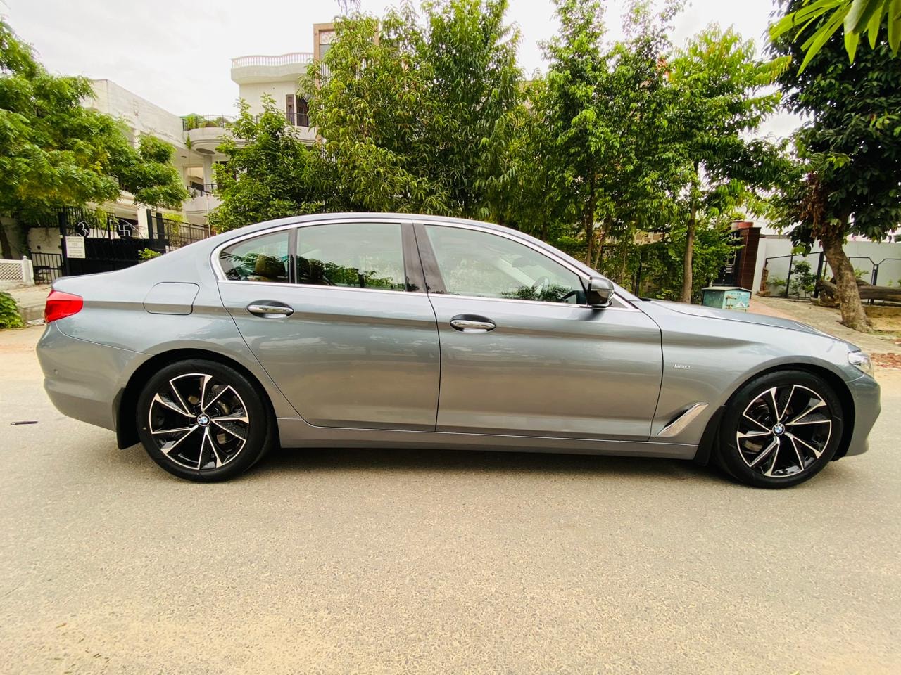 5 Series image 6 5 Series image 6