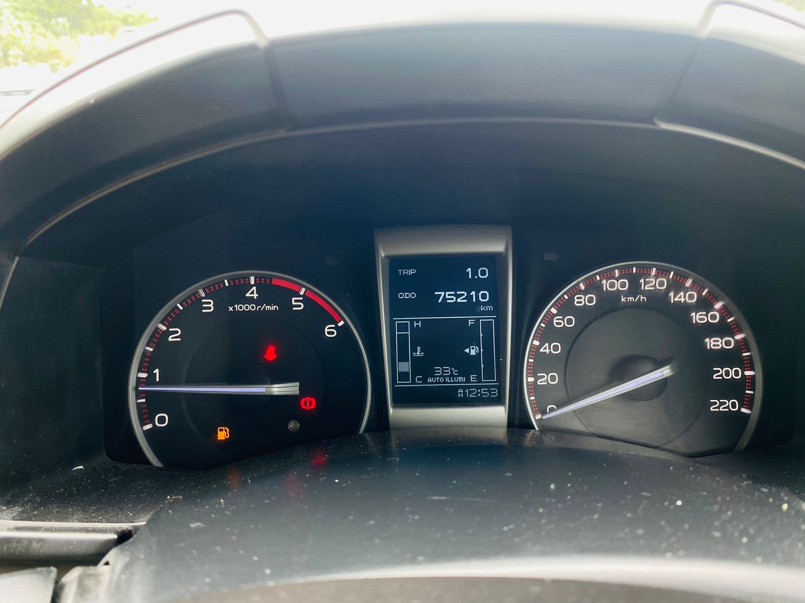 D-Max V-Cross image 11 D-Max V-Cross image 11