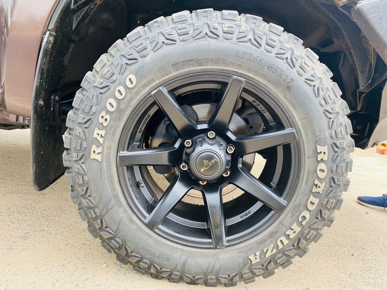 D-Max V-Cross image 9 D-Max V-Cross image 9