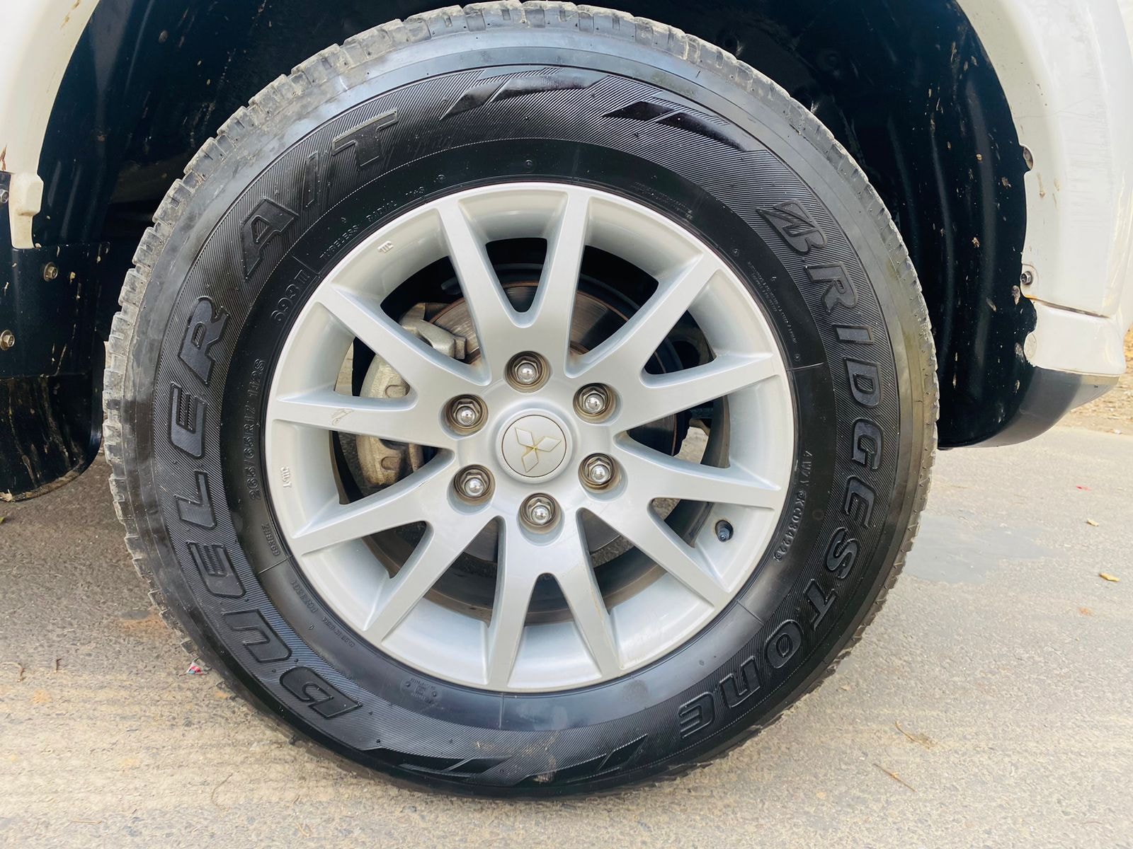 Pajero Sport image 9 Pajero Sport image 9