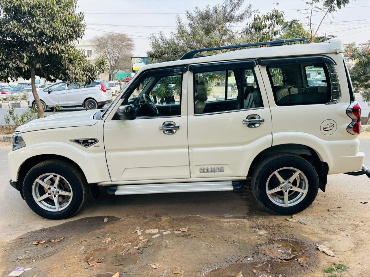 Scorpio image 2 Scorpio image 2