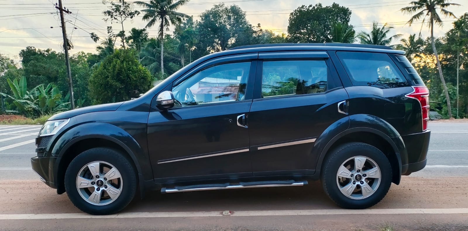 XUV500 image 4 XUV500 image 4