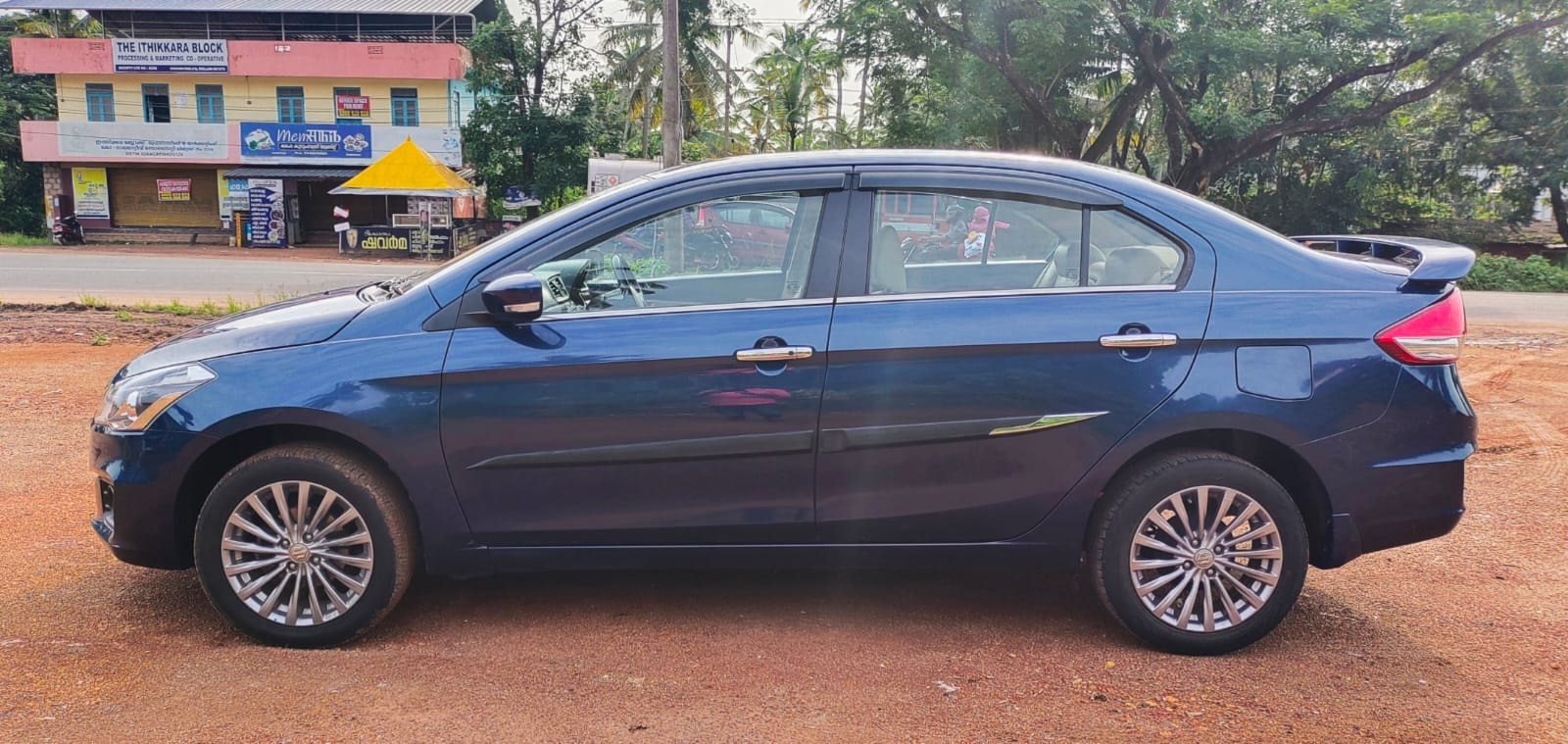 Ciaz image 4 Ciaz image 4