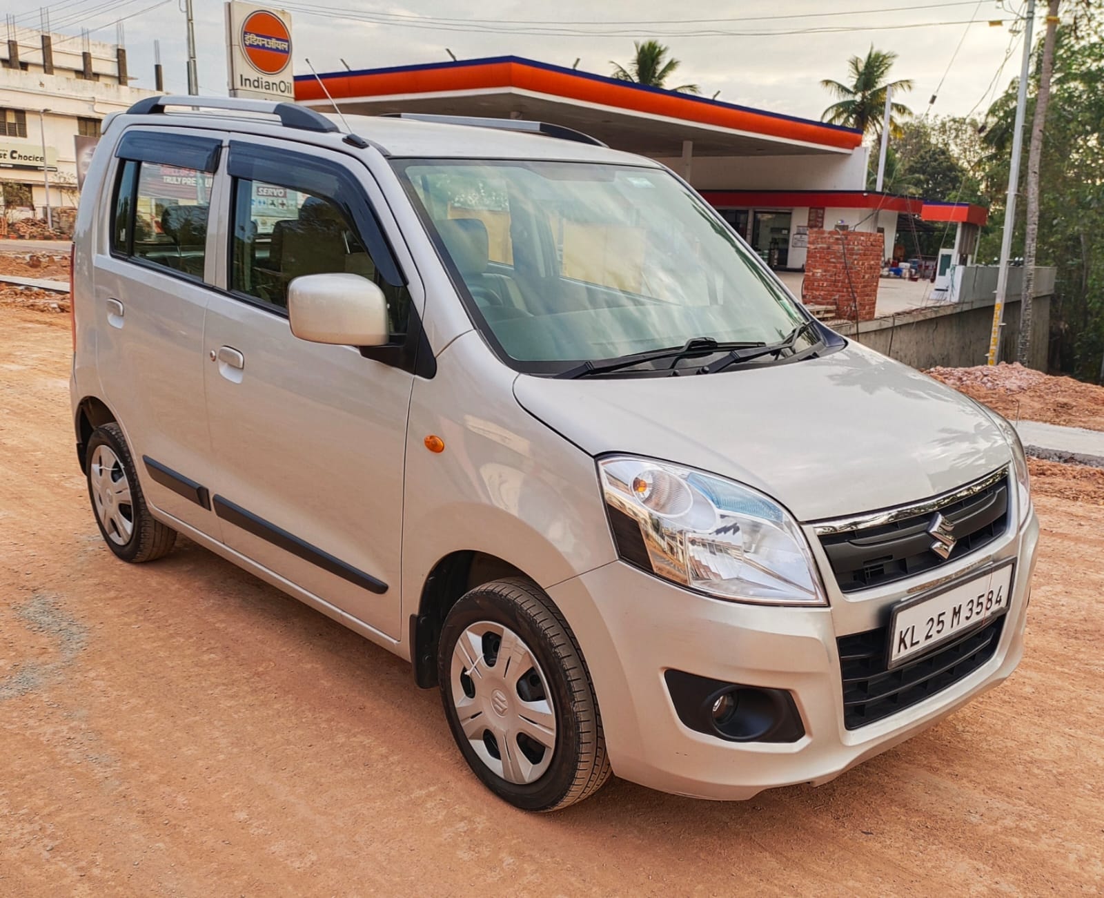 Wagon R image 1 Wagon R image 1