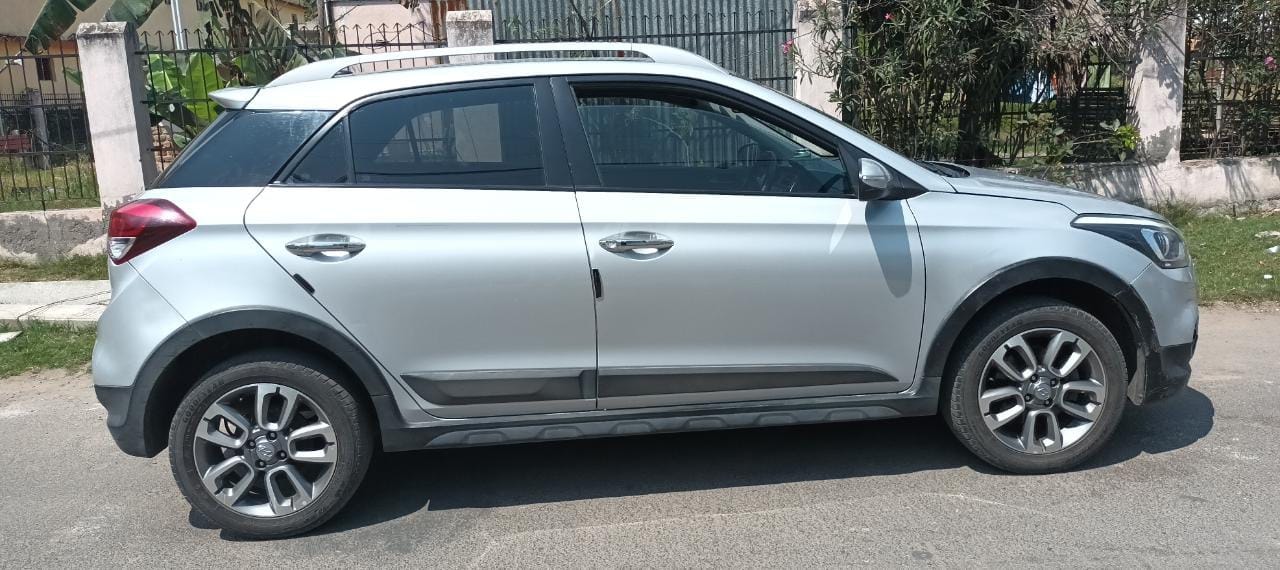 i20 Active image 7 i20 Active image 7