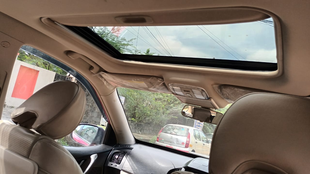 XUV500 image 5 XUV500 image 5