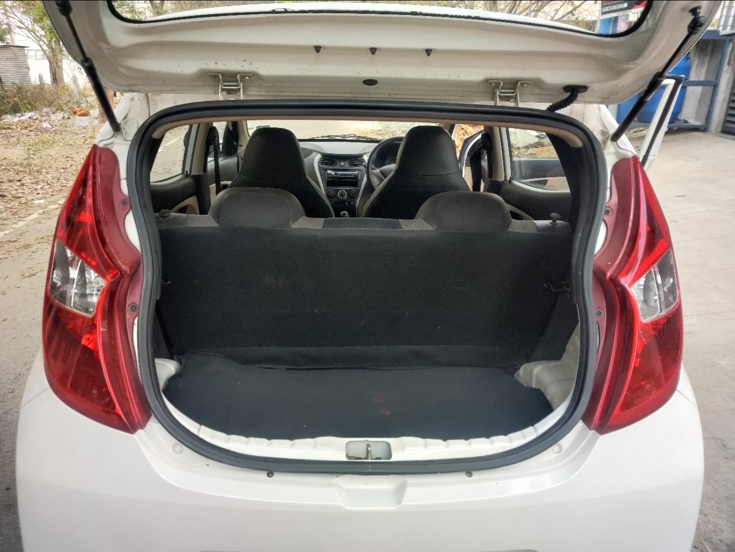 EON image 16 EON image 16