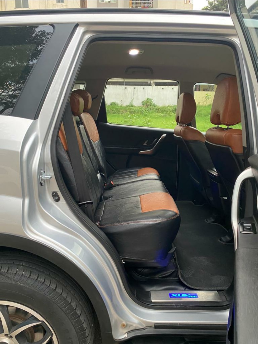 XUV500 image 2 XUV500 image 2
