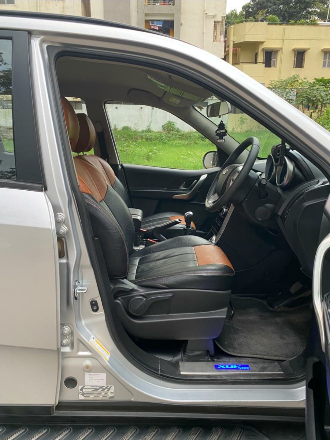 XUV500 image 6 XUV500 image 6