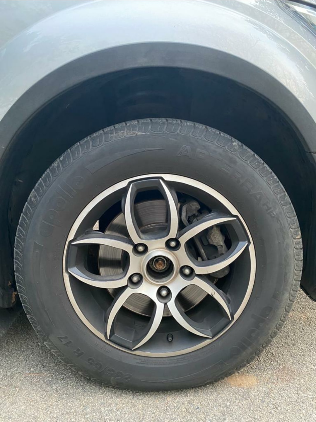 XUV500 image 17 XUV500 image 17