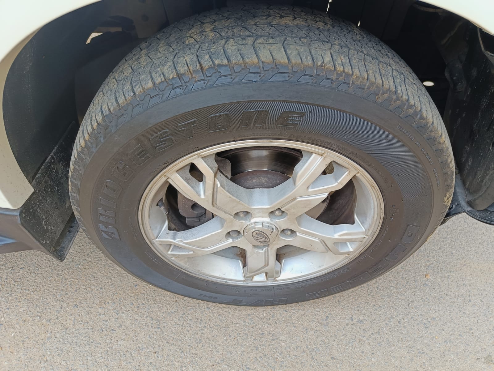 Scorpio image 9 Scorpio image 9