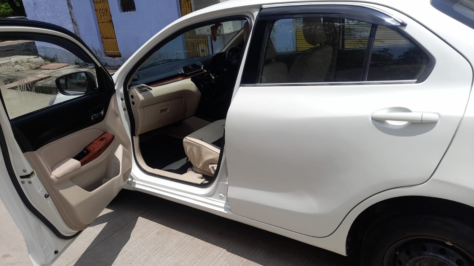 Dzire image 4 Dzire image 4