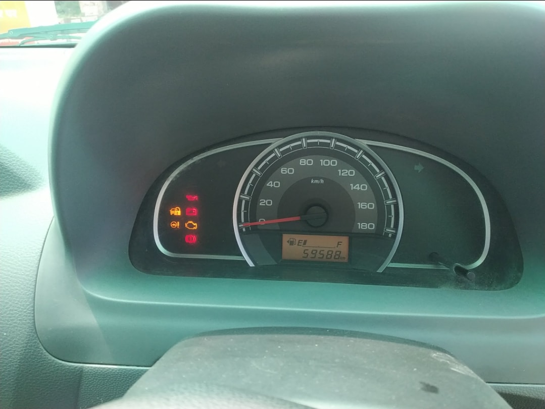 Alto 800 image 8 Alto 800 image 8