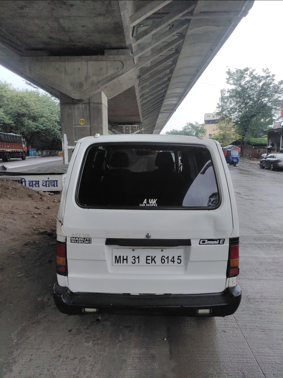 Used 2014 Maruti Suzuki Omni Used 2014 Maruti Suzuki Omni