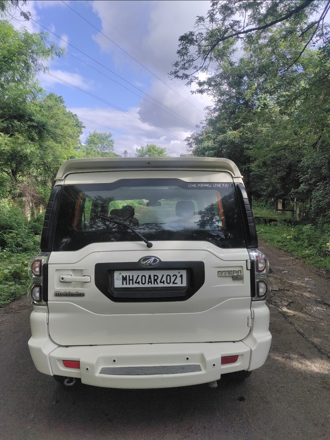 Used 2015 Mahindra Scorpio Used 2015 Mahindra Scorpio