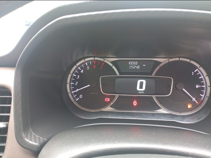 Used 2020 Nissan Kicks Used 2020 Nissan Kicks