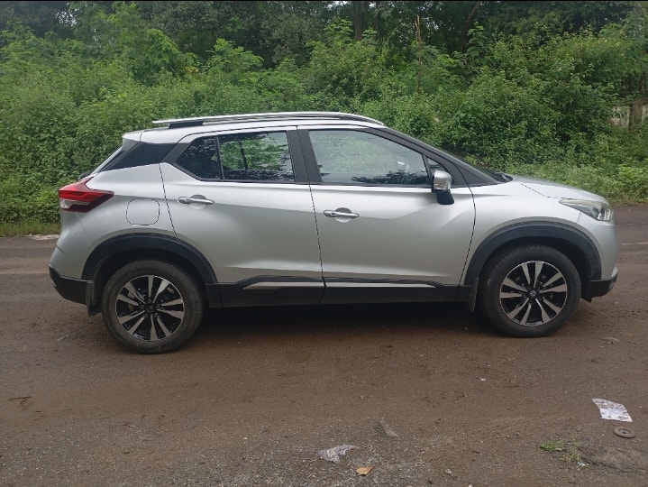 Used 2020 Nissan Kicks Used 2020 Nissan Kicks