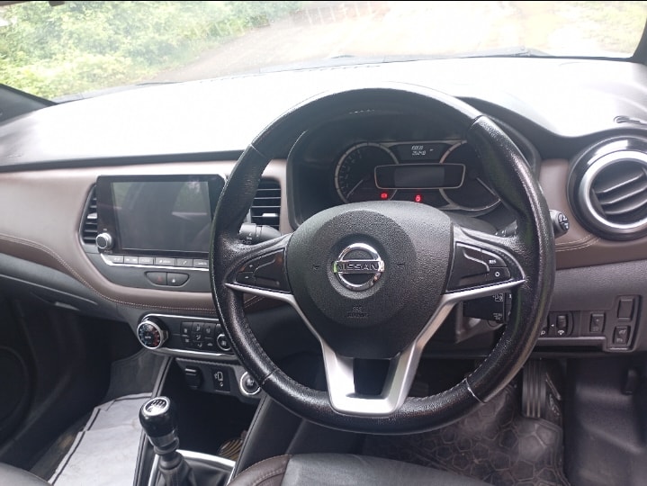 Used 2020 Nissan Kicks Used 2020 Nissan Kicks