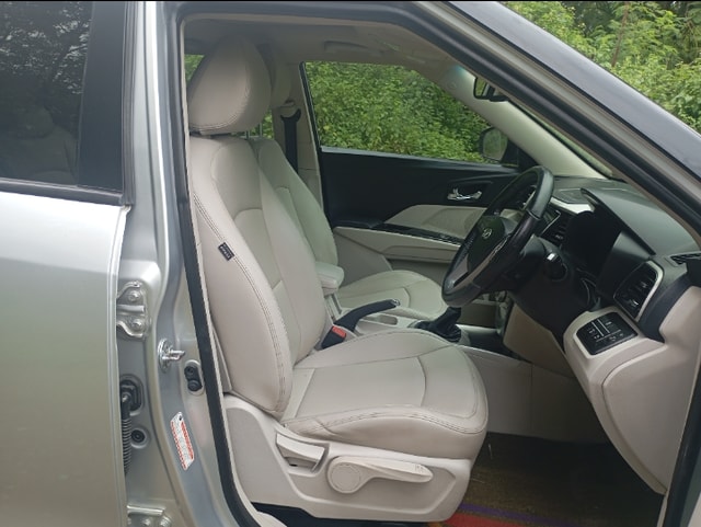 View Mahindra XUV300 Image 11 Used Mahindra XUV300 Image 11