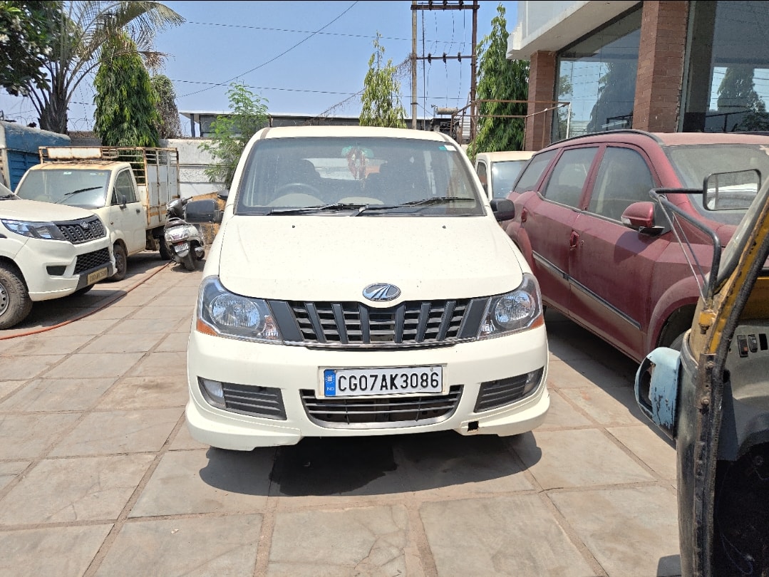 Used 2013 Mahindra Xylo Used 2013 Mahindra Xylo