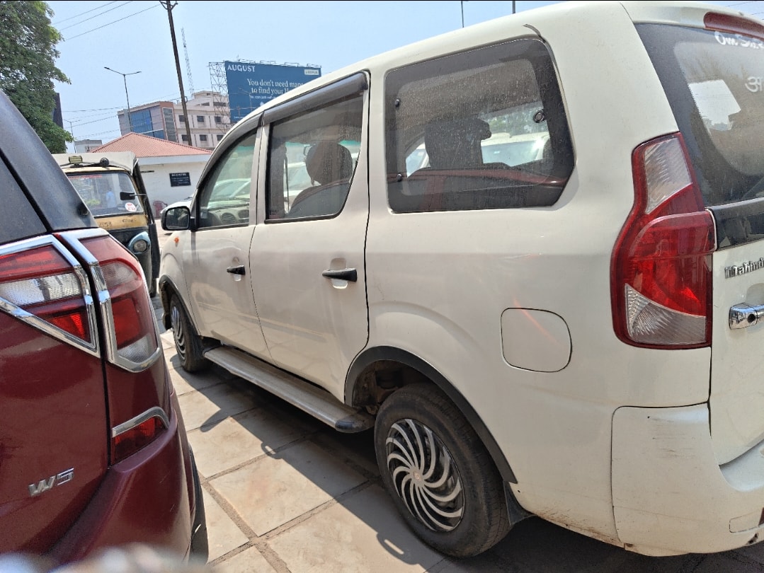 Used 2013 Mahindra Xylo Used 2013 Mahindra Xylo