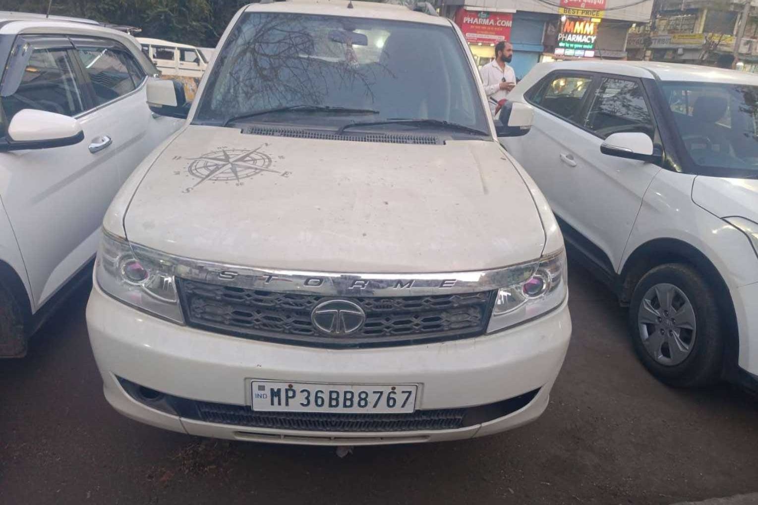 Used 2016 Tata Safari Storme Used 2016 Tata Safari Storme