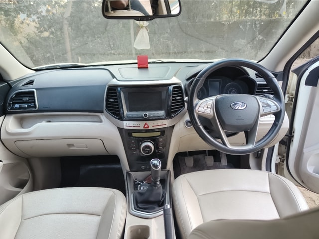View Mahindra XUV300 Image 14 Used Mahindra XUV300 Image 14