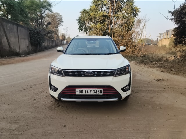 View Mahindra XUV300 Image 1 Used Mahindra XUV300 Image 1