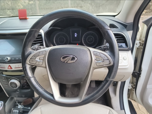 View Mahindra XUV300 Image 15 Used Mahindra XUV300 Image 15