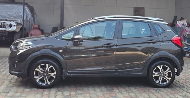 View Honda WR-V Image 4 Used Honda WR-V Image 4