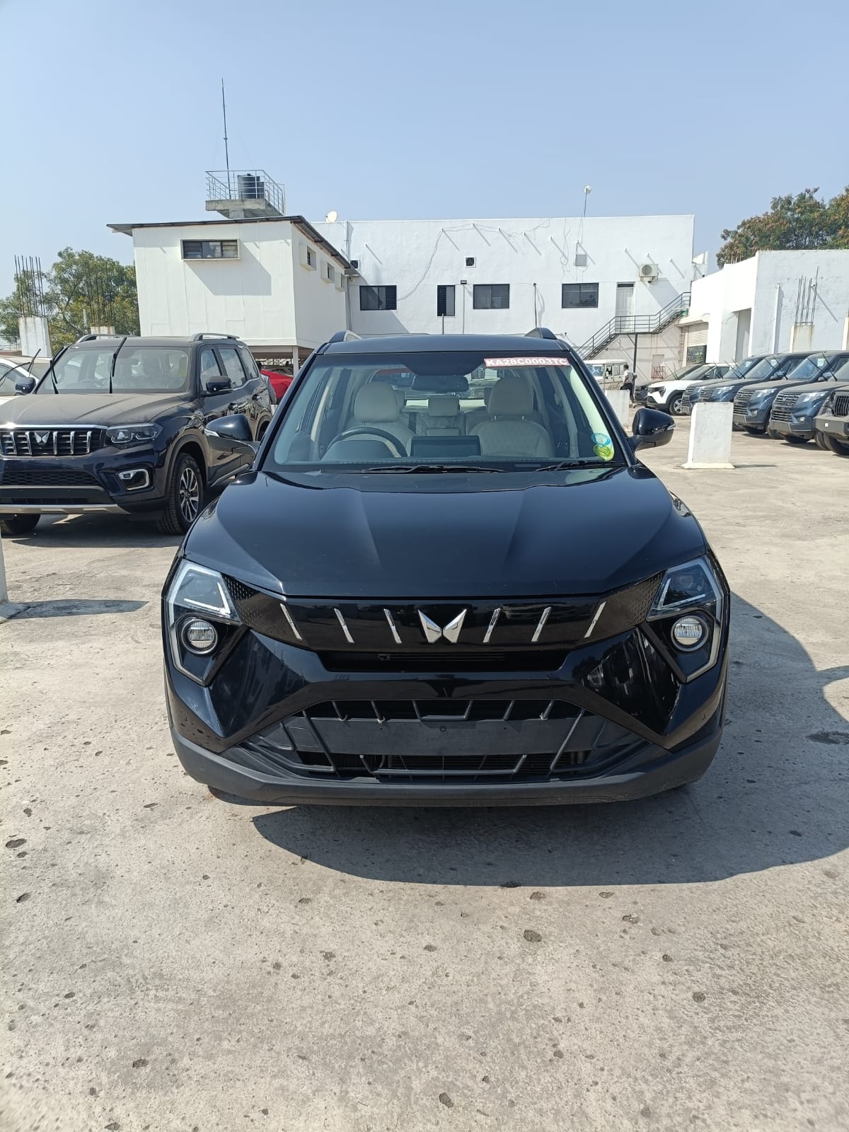 Used 2024 Mahindra XUV 3XO Used 2024 Mahindra XUV 3XO