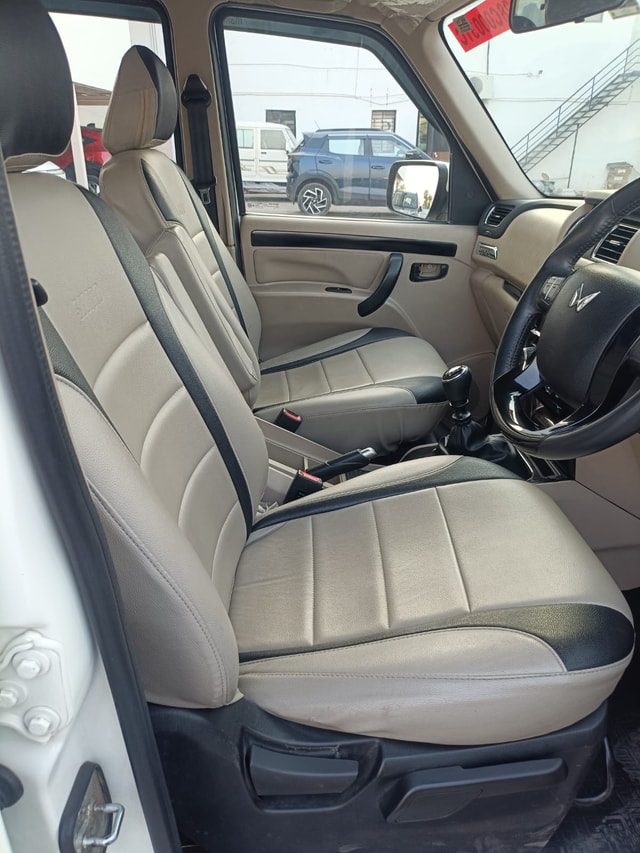 View Mahindra Scorpio Classic Image 9 Used Mahindra Scorpio Classic Image 9