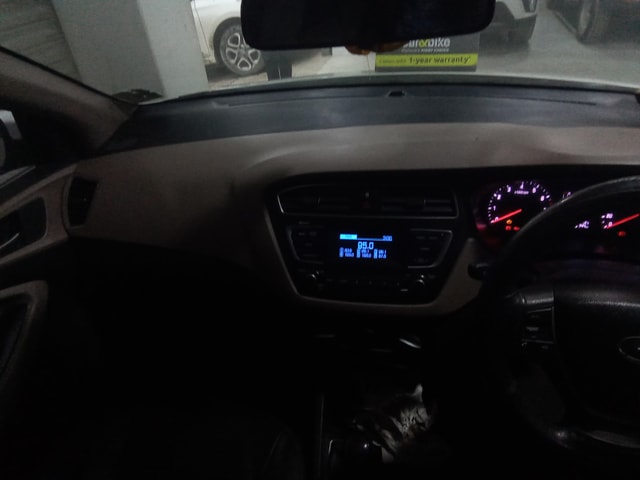 View Hyundai Elite i20 Image 7 Used Hyundai Elite i20 Image 7