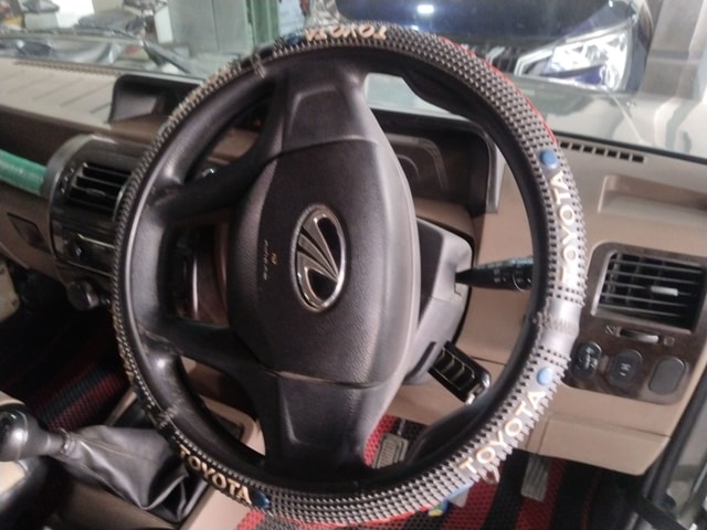 View Mahindra Bolero Image 15 Used Mahindra Bolero Image 15