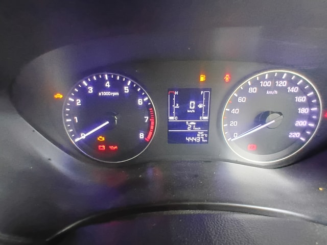 View Hyundai i20 Active Image 13 Used Hyundai i20 Active Image 13