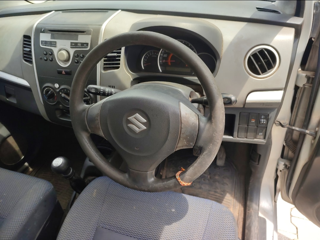 View 2011 Maruti Suzuki Wagon R VXI 1.0 BS IV Image 12 Used 2011 Maruti Suzuki Wagon R VXI 1.0 BS IV Image 12