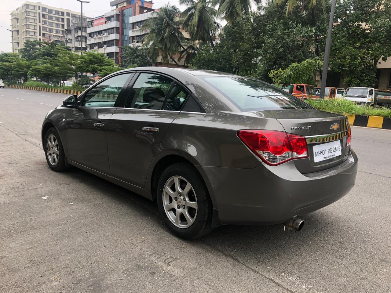 Cruze image 11 Cruze image 11