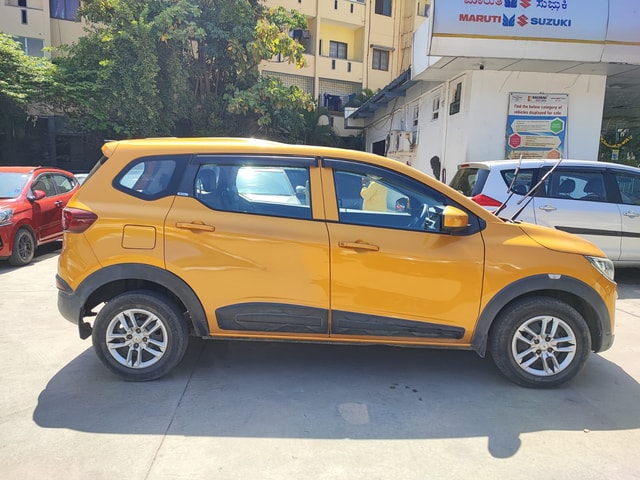 View Renault Triber Image 5 Used Renault Triber Image 5