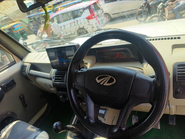 View Mahindra Bolero Image 14 Used Mahindra Bolero Image 14