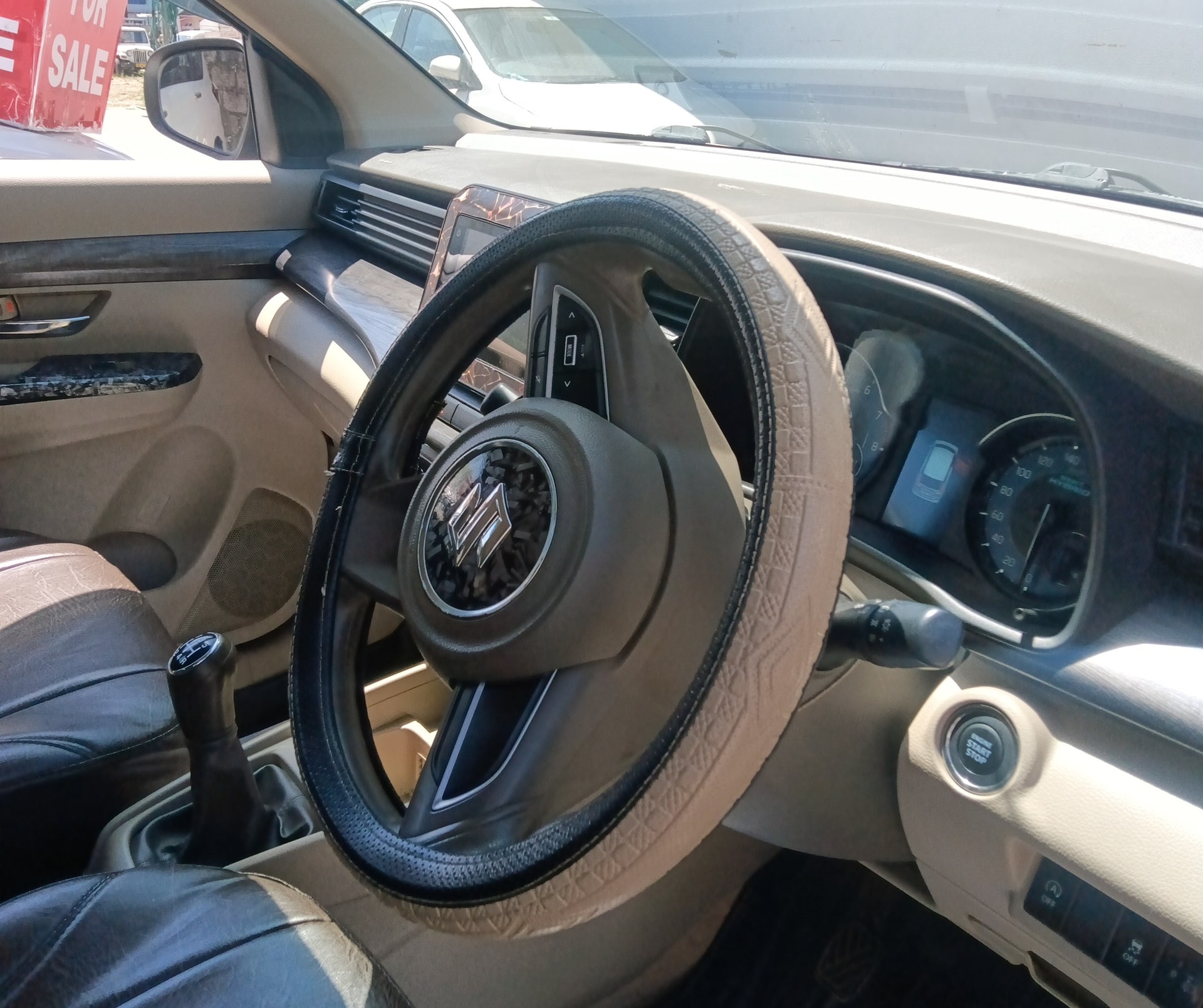 Used 2022 Maruti Suzuki Ertiga Used 2022 Maruti Suzuki Ertiga