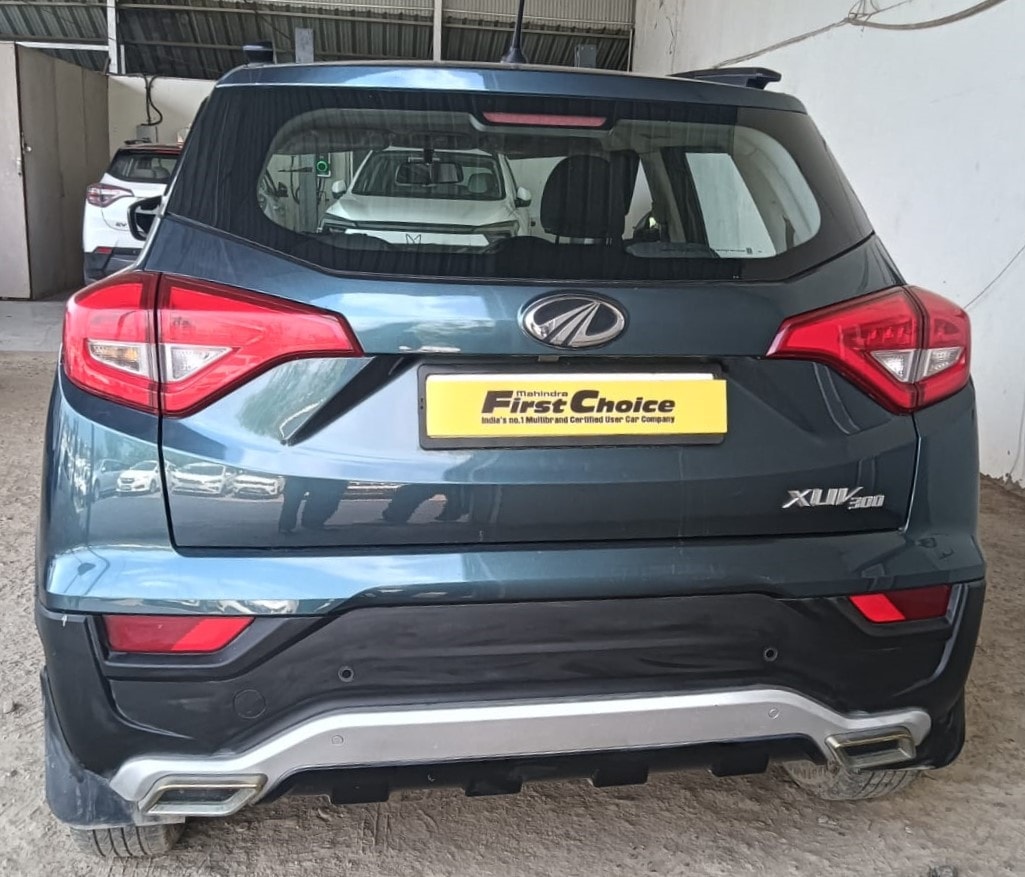Used 2021 Mahindra XUV300 Used 2021 Mahindra XUV300